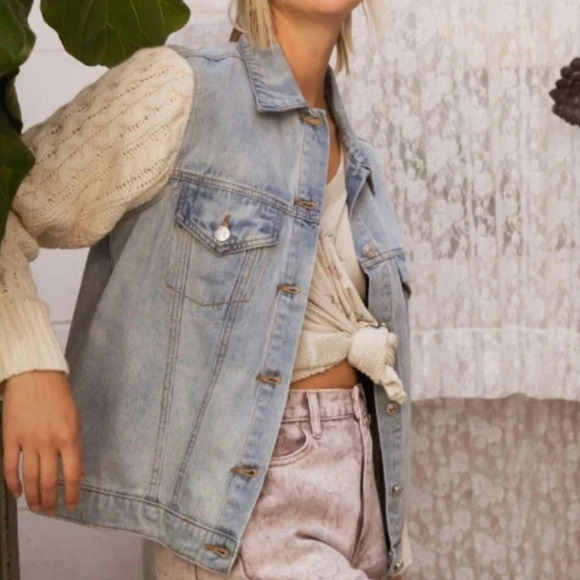 POL | Sweater Sleeve Denim Jacket - Picture 7 of 8